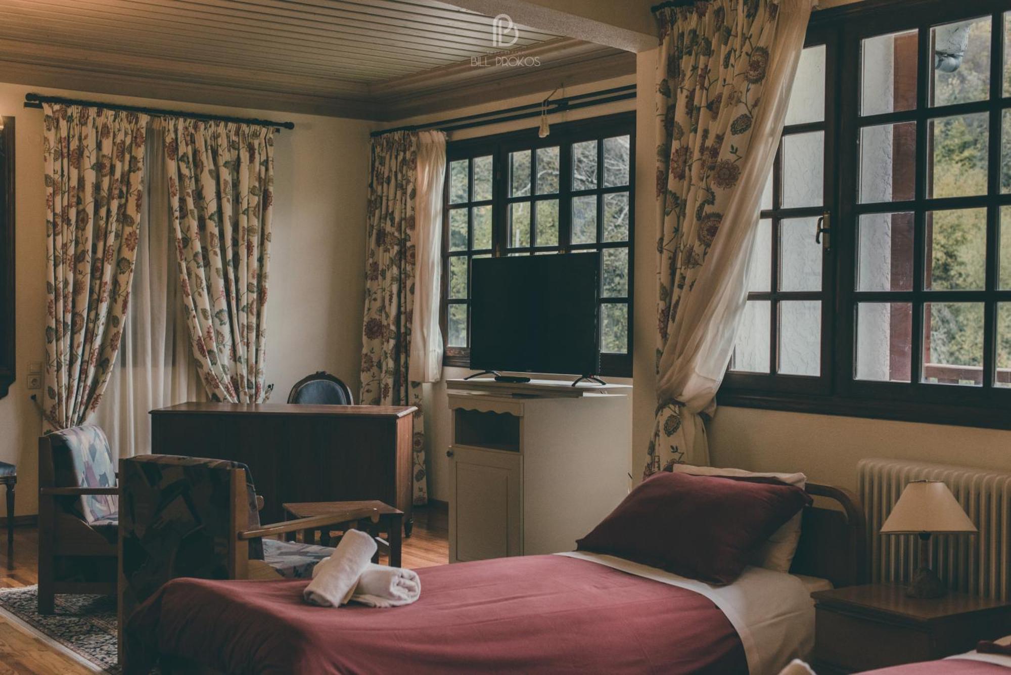 Bourazani Wild Life Resort Konitsa Chambre photo